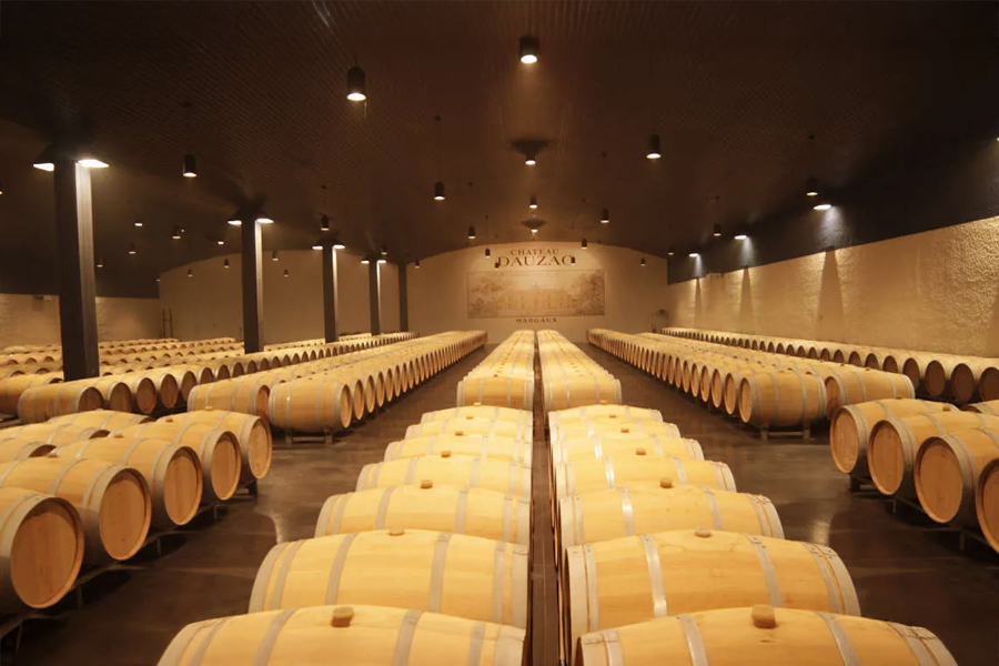 Rượu vang Château Dauzac ra đời từ quy trình sản xuất công phu, kết hợp giữa truyền thống và hiện đại