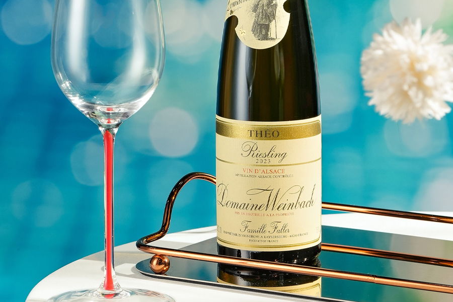 Rượu vang trắng Domaine Weinbach Cuvee Theo Riesling 2023