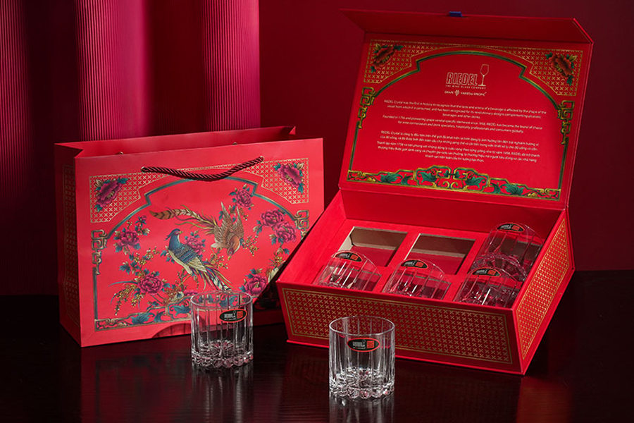 Quà tặng ly pha lê Riedel - Quà tặng doanh nghiệp thẩm mỹ, tinh tế