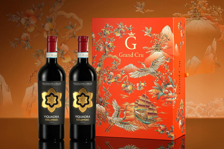 Hộp quà 2 chai rượu vang Ý Collefrsio Viquadra sang trọng, đẳng cấp