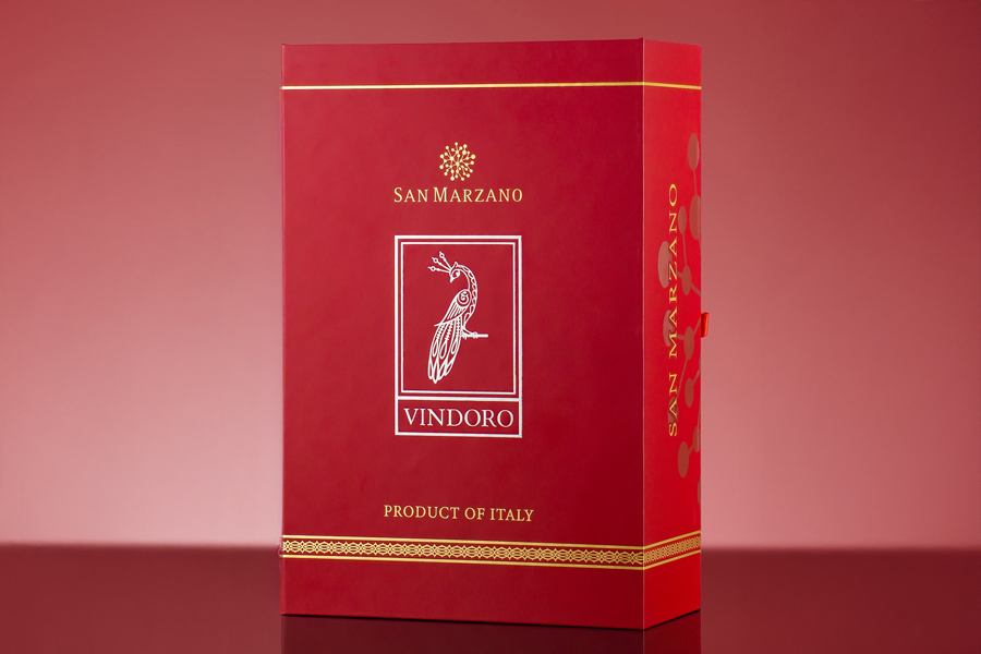 Phiên bản hộp quà màu đỏ Ruby sang trọng - đẳng cấp