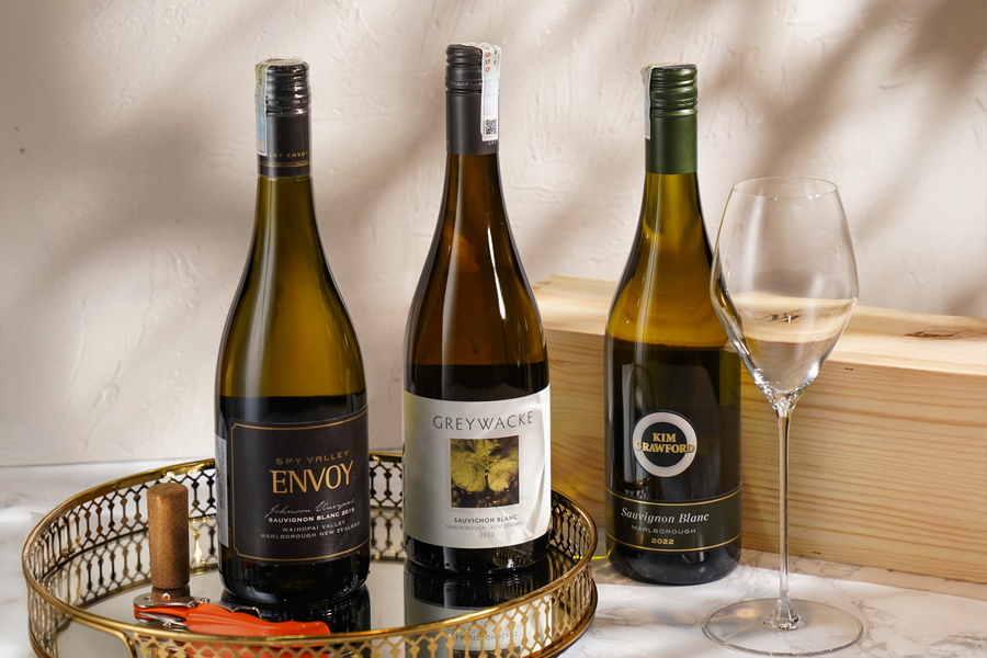 Các chai rượu vang trắng Sauvignon Blanc thơm ngon giá tốt được ưa chuộng tại Grandcru.vn