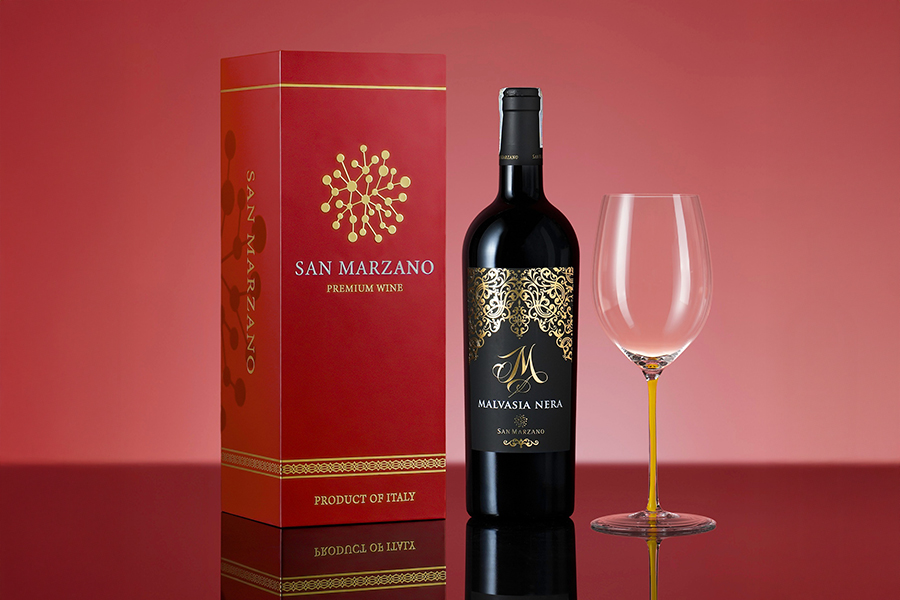 Hộp quà rượu vang M Malvasia Nera đỏ ruby – Món quà thay lời cảm ơn tinh tế gửi tới đối tác, khách hàng thân thiết.